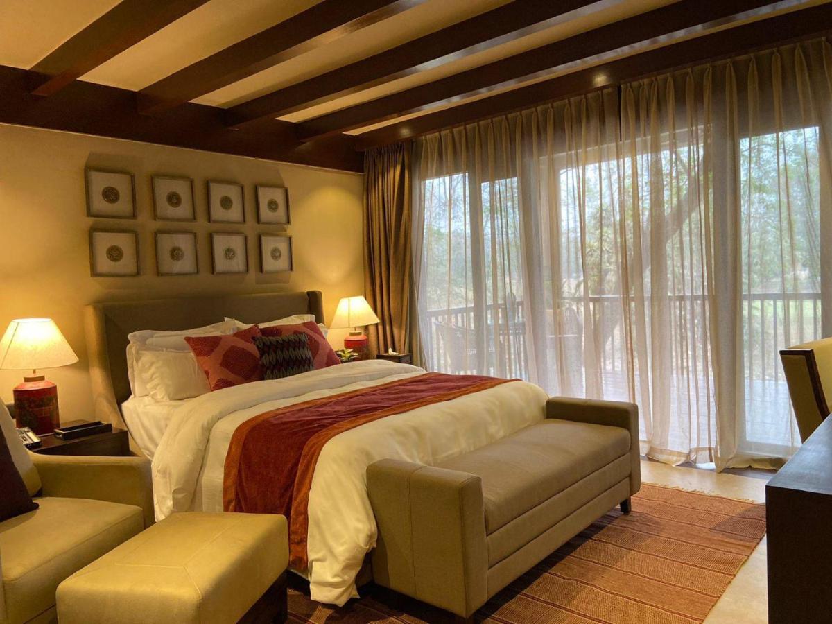 Miraaya Wellness And Golf Resort Chitwan Zewnętrze zdjęcie