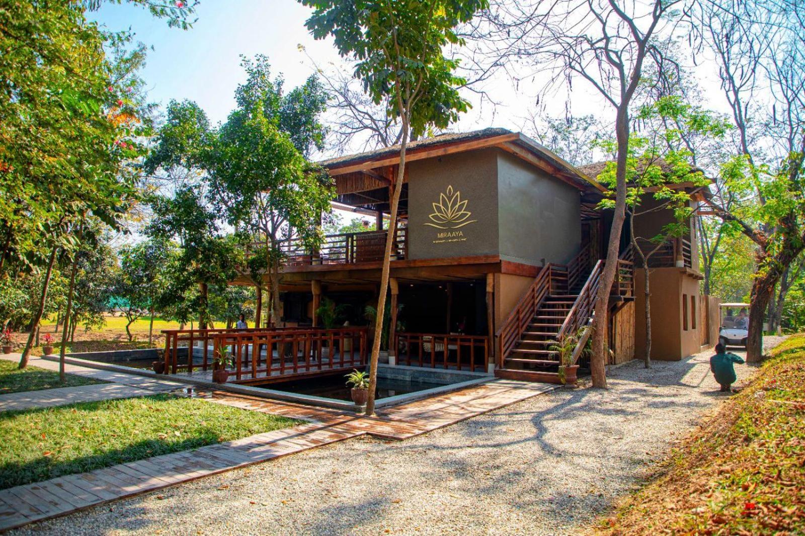 Miraaya Wellness And Golf Resort Chitwan Zewnętrze zdjęcie