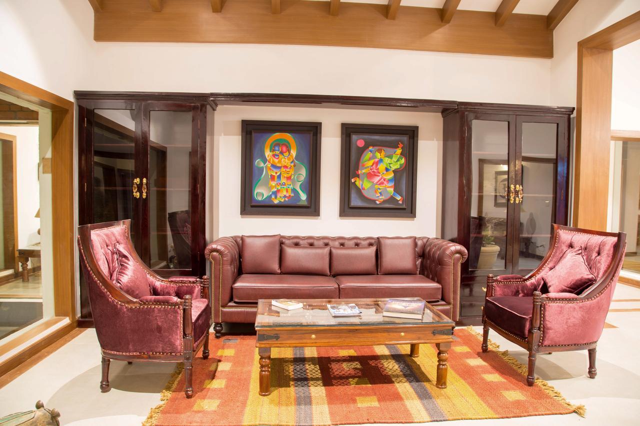 Miraaya Wellness And Golf Resort Chitwan Zewnętrze zdjęcie
