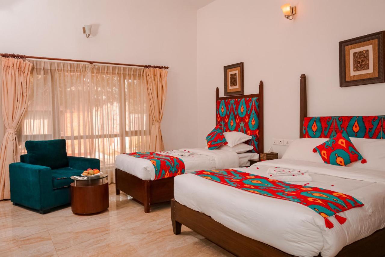Miraaya Wellness And Golf Resort Chitwan Zewnętrze zdjęcie