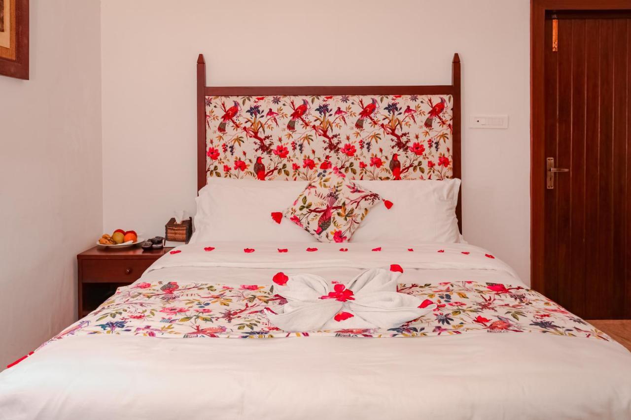 Miraaya Wellness And Golf Resort Chitwan Zewnętrze zdjęcie